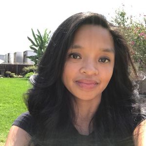 Meet your Posher, Claudette